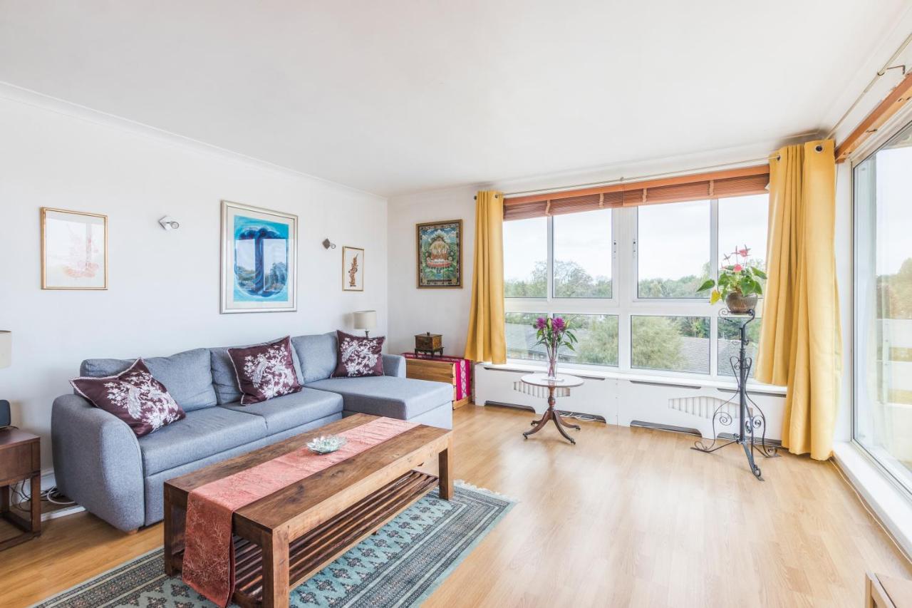 Bright 1Bed Putney Apt With Leafy Views Apartment London Bagian luar foto